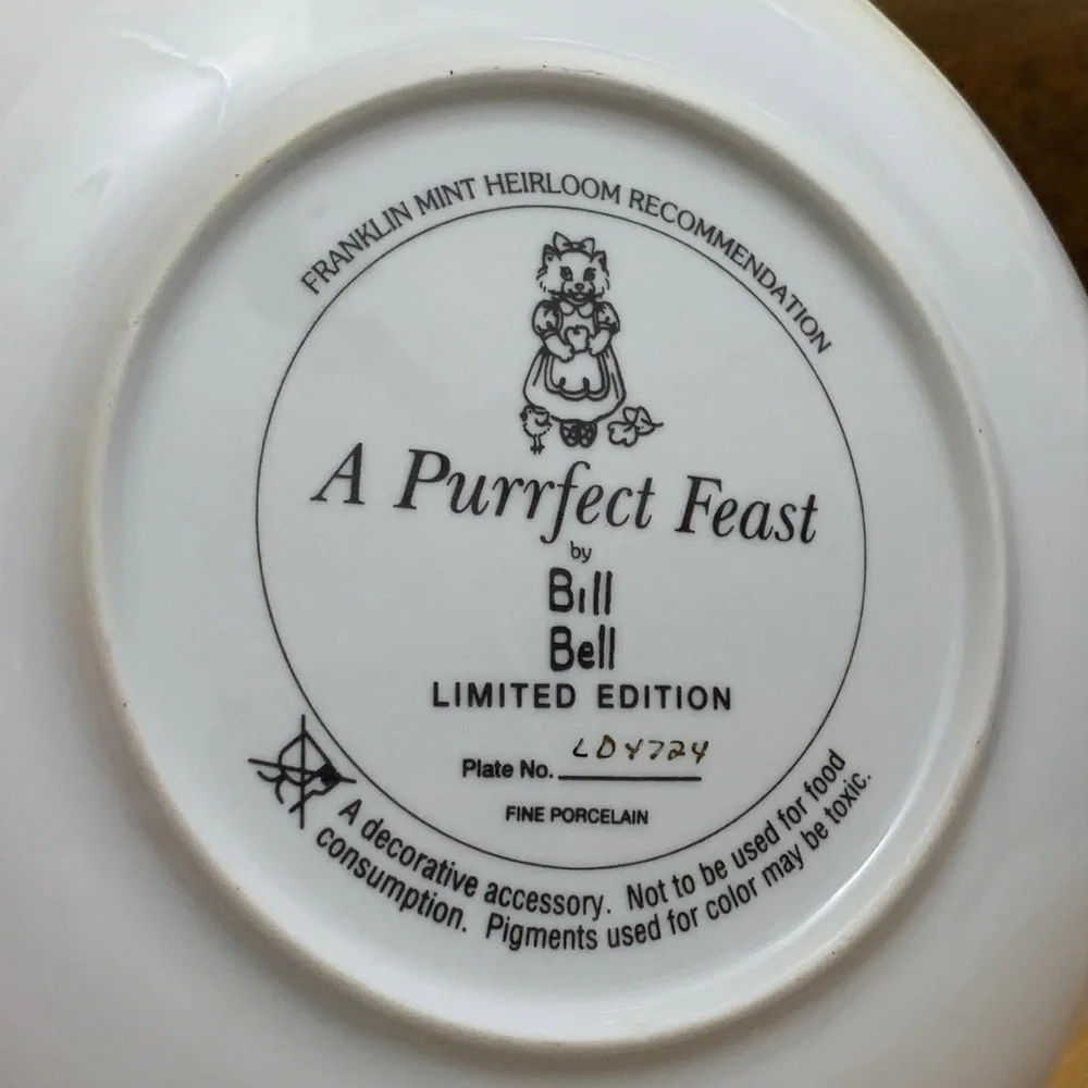 Franklin Mint | A Purrfect Feast Limited Edition Porcelain LD4724 24k Trim Plate